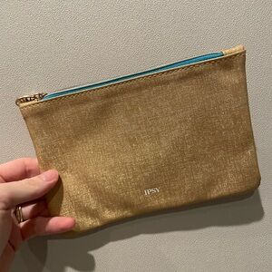 FREE WITH 5/$20 MAKEUP PURCHASE! Ipsy Gold Clutch Bag